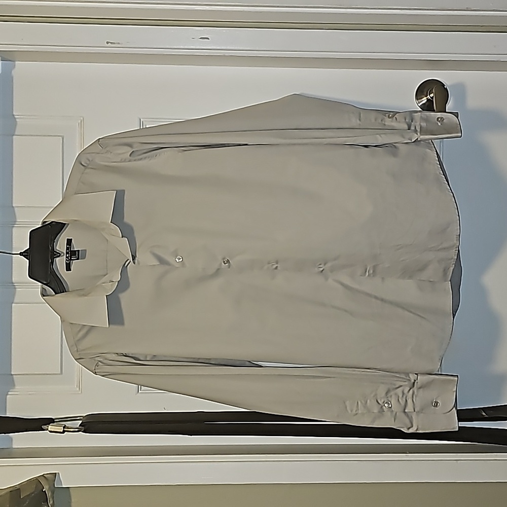 FOREVER21 Men's grey button dress shirt